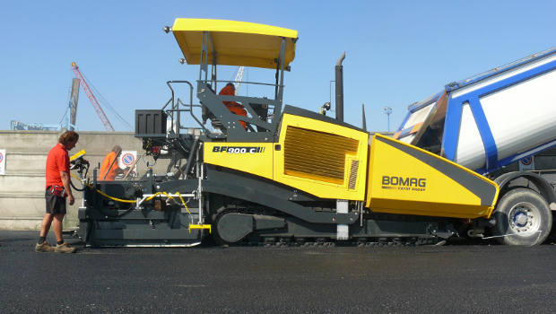 Anti collants et d&eacute;bituminants sp&eacute;cifiques pour enrob&eacute;s &agrave; chaud, ti&egrave;des ou &agrave; froid, en centrales, sur chantiers, en ateliers. Enrob&eacute;s routiers. Enrob&eacute;s &agrave; chaud. Enrob&eacute;s ti&egrave;des. Enrob&eacute;s &agrave; froid. Asphalte. Bitume. D&eacute;bituminant v&eacute;g&eacute;tal. Anti collant v&eacute;g&eacute;tal